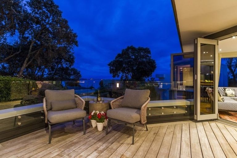 Photo of property in 1/50 Whitby Crescent, Mairangi Bay, Auckland, 0630