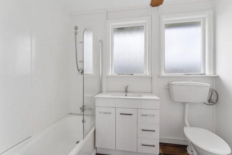 Photo of property in 271 Rangiuru Road, Otaki, 5512