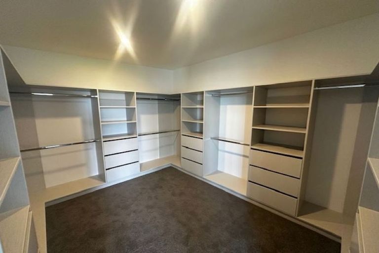 Photo of property in 35b Clyside Avenue, Half Moon Bay, Auckland, 2012