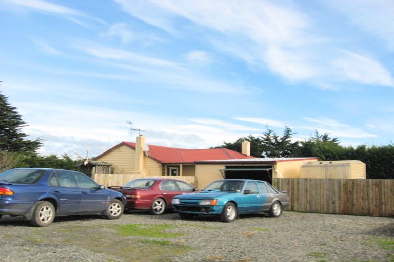 Photo of property in 16 Derby Street, Woodend, Invercargill, 9877