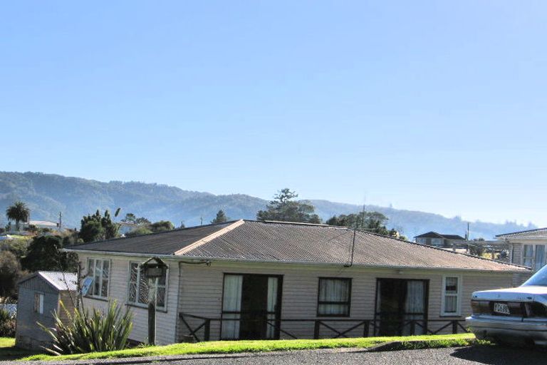 Photo of property in 20 Derrick Road, Kawakawa, 0210