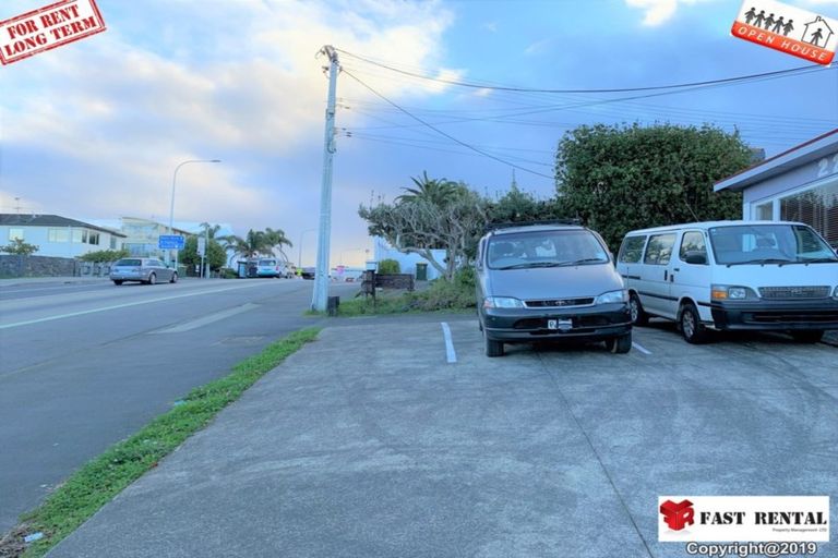 Photo of property in 2/221 Onewa Road, Birkenhead, Auckland, 0626