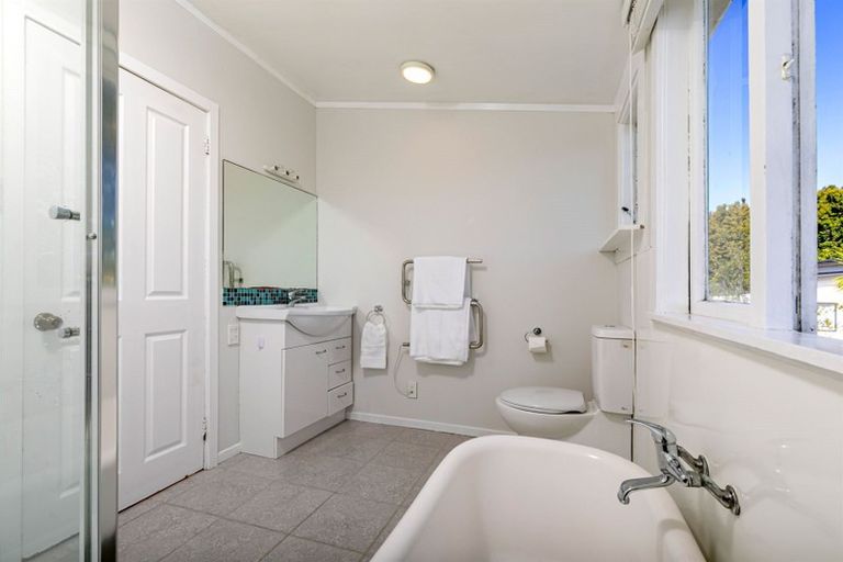 Photo of property in 1/47 Newington Road, Henderson, Auckland, 0612