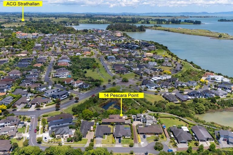 Photo of property in 14 Pescara Point, Karaka, Papakura, 2113