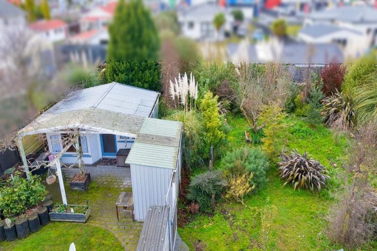 Photo of property in 28 Willock Street, Kaiapoi, 7630