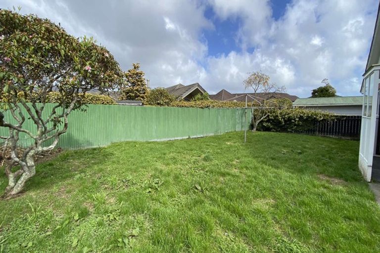 Photo of property in 5a Rosebank Avenue, Avalon, Lower Hutt, 5011