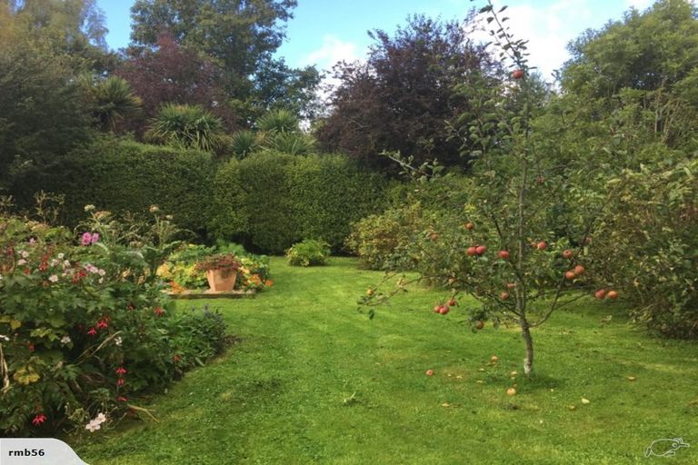 Photo of property in 18 Mclachlan Street, Waitati, 9085