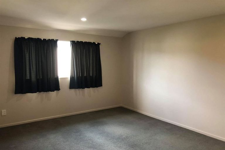 Photo of property in 42b Picton Avenue, Riccarton, Christchurch, 8011
