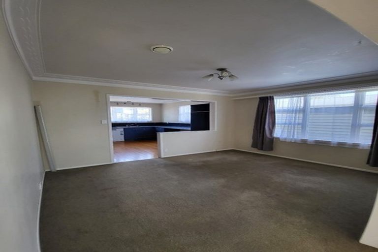 Photo of property in 27 Fairview Road, Papatoetoe, Auckland, 2025