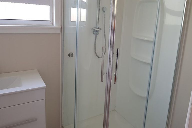 Photo of property in 24 Burns Street, Tawhero, Whanganui, 4501