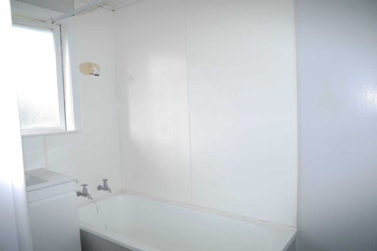 Photo of property in 7-9 York Place, Cannons Creek, Porirua, 5024