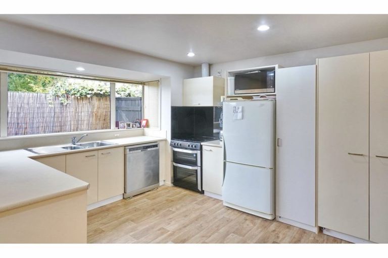 Photo of property in 97a Winters Road, Redwood, Christchurch, 8051