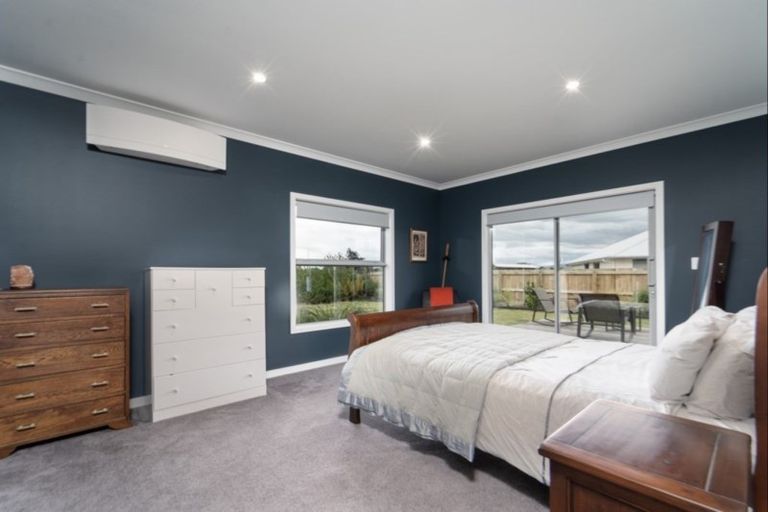 Photo of property in 15 Mcdonald Way, Lansdowne, Masterton, 5810