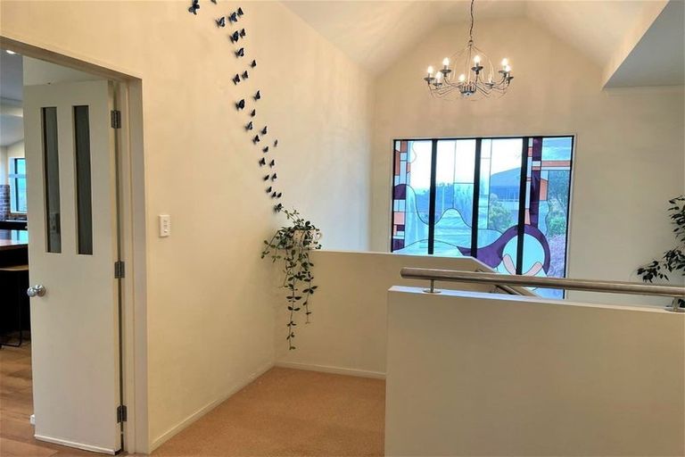 Photo of property in 75 Churchill Drive, Taradale, Napier, 4112