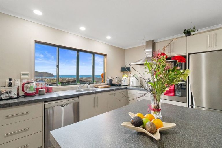 Photo of property in 111 Pacific View Drive, Whangamata, 3620