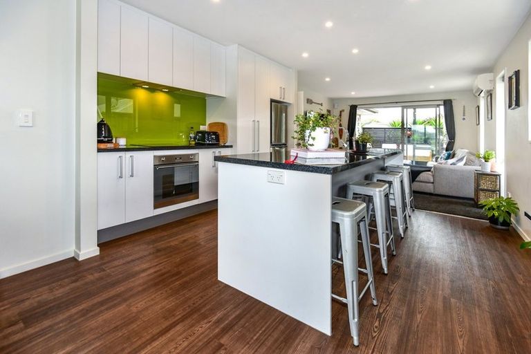 Photo of property in 175 Keyes Road, New Brighton, Christchurch, 8083