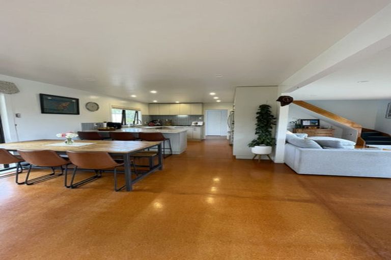 Photo of property in 106 Barrett Road, Riverhead, Albany, 0793