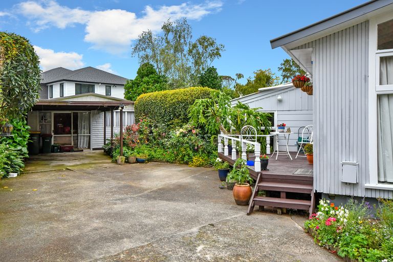 Photo of property in 19 Marybeth Place, Rosehill, Papakura, 2113