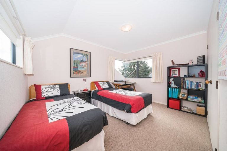 Photo of property in 19 Long Melford Road, Awapuni, Palmerston North, 4412