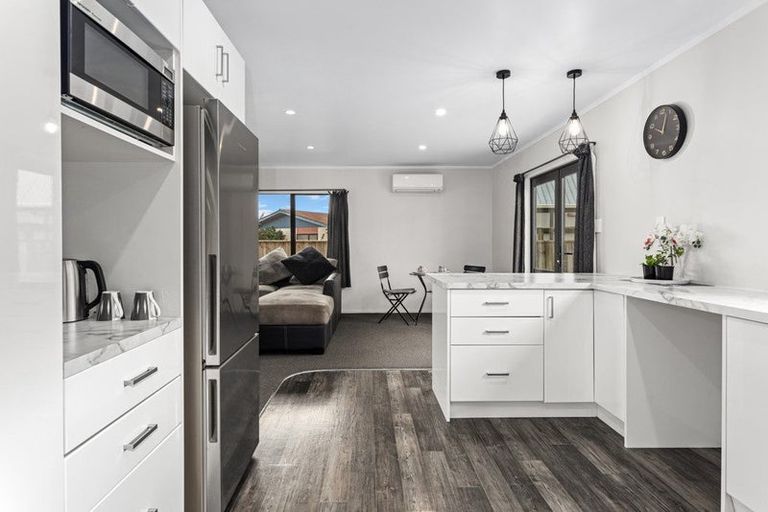 Photo of property in 17 Tawhara Place, Edgecumbe, 3120