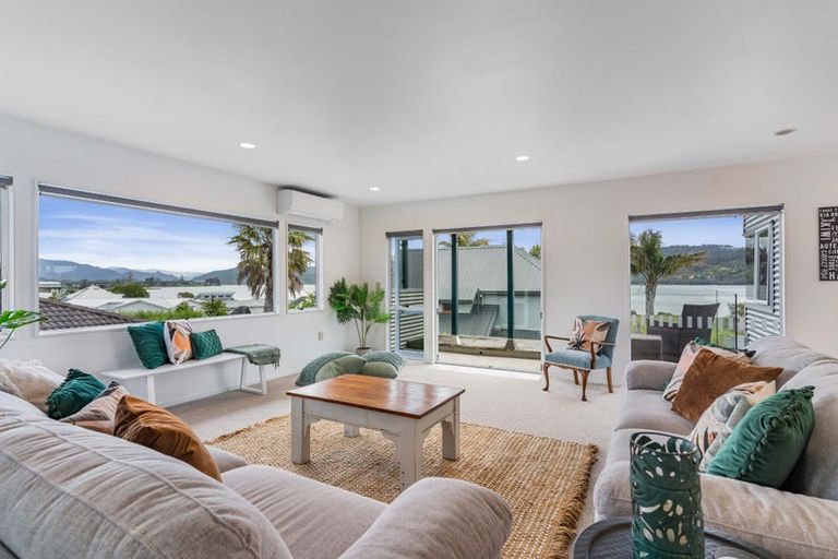 Photo of property in 140 Vista Paku, Pauanui, Hikuai, 3579