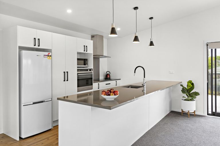 Photo of property in 17 Tarata Grove, Lansdowne, Masterton, 5810