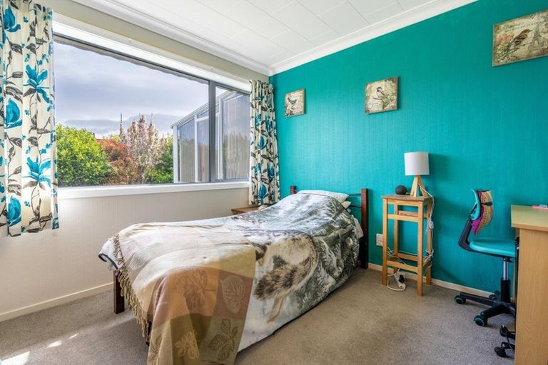 Photo of property in 114 Ruru Avenue, Otatara, Invercargill, 9879