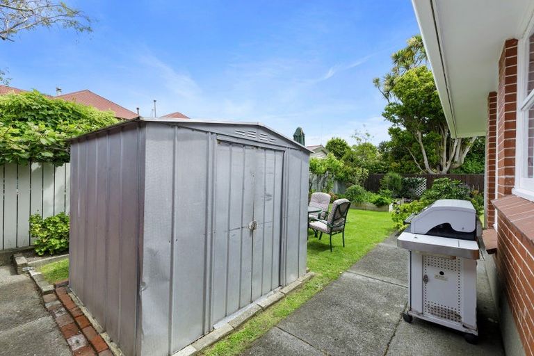 Photo of property in 13a Wai-iti Crescent, Woburn, Lower Hutt, 5010