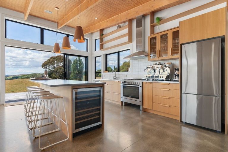 Photo of property in 360a Longbush Road, Hinakura, Masterton, 5884