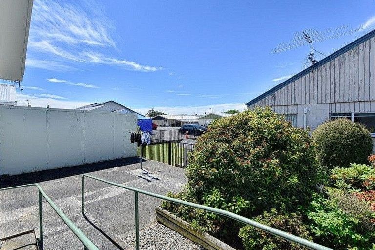 Photo of property in 14d Eccles Street, Gore, 9710