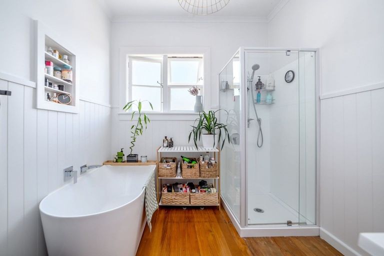 Photo of property in 28 Garrison Street, Carterton, 5713