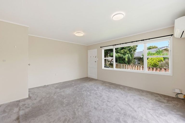 Photo of property in 1/646 Pakuranga Road, Howick, Auckland, 2010