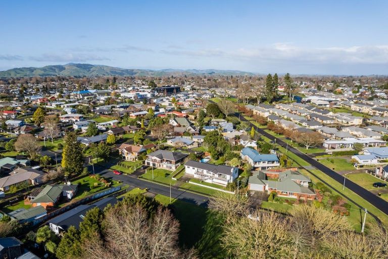 Photo of property in 4 Byron Street, Leamington, Cambridge, 3432