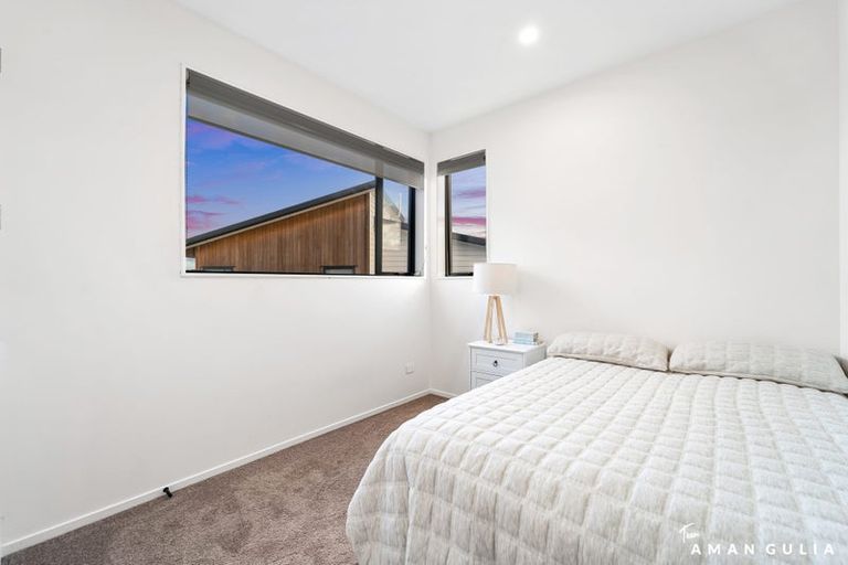 Photo of property in 90 Joshua Carder Drive, Hobsonville, Auckland, 0616