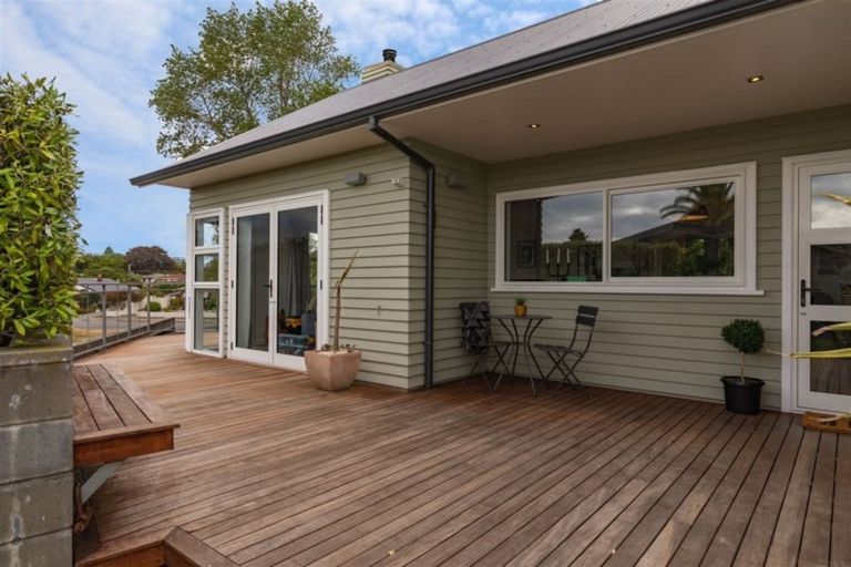 Photo of property in 264 Riverlaw Terrace, Saint Martins, Christchurch, 8022