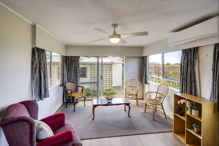 Photo of property in 16a Rata Street, Taradale, Napier, 4112