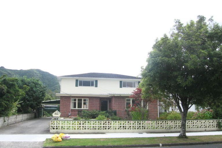 Photo of property in 27 Hudson Avenue, Ebdentown, Upper Hutt, 5018