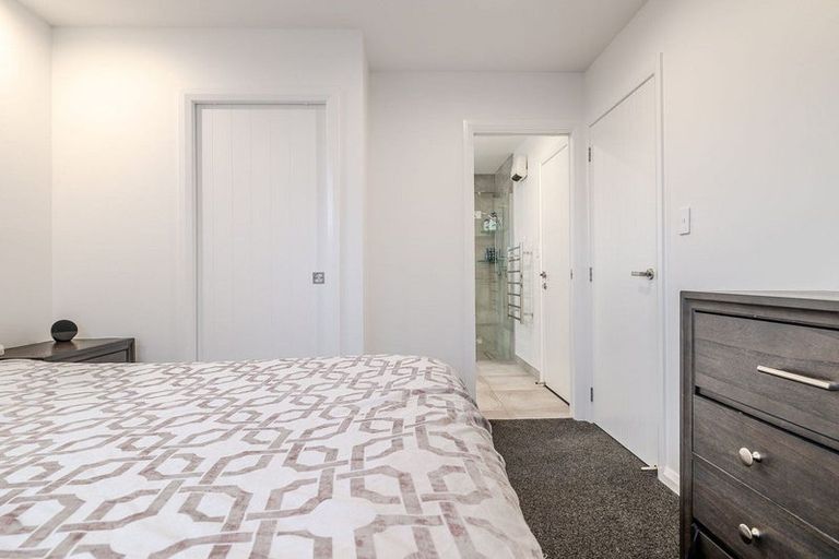 Photo of property in 83 Victoria Avenue, Palmerston North, 4410