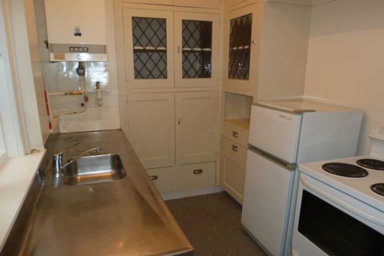 Photo of property in Elms Court Flats, 6/367 The Terrace, Te Aro, Wellington, 6011