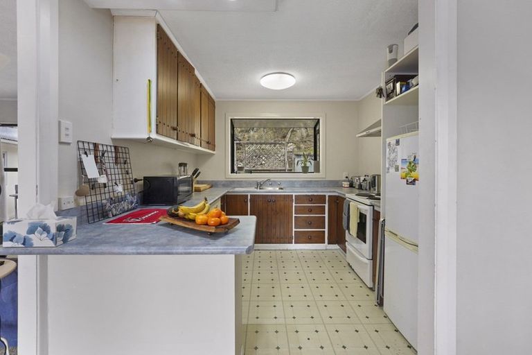 Photo of property in 20 Amber Grove, Birchville, Upper Hutt, 5018