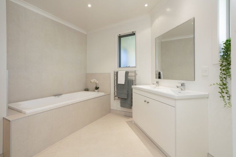 Photo of property in 2/3627 Cambridge Road, Cambridge, 3495