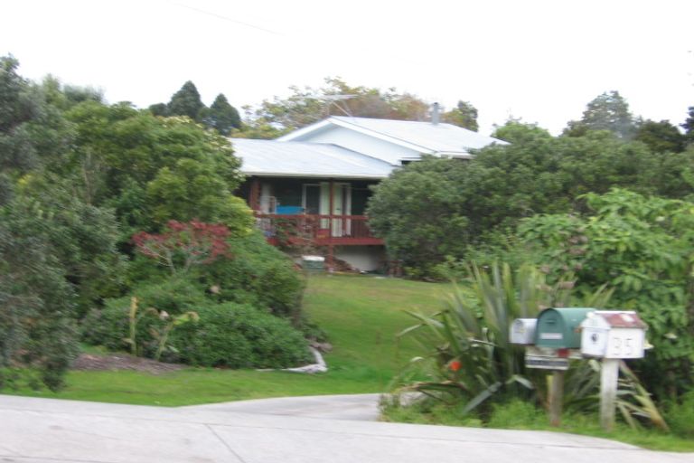 Photo of property in 37 Leigh Road, Leigh, Warkworth, 0985