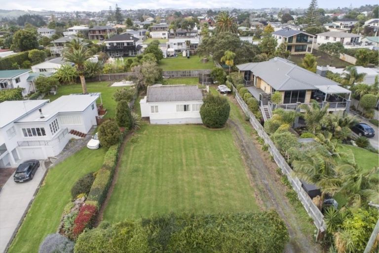 Photo of property in 14 Ealing Crescent, Beachlands, Auckland, 2018