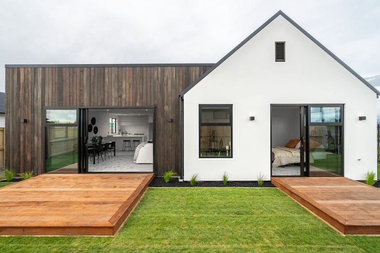 Photo of property in 28 Privet Way, Rolleston, 7678