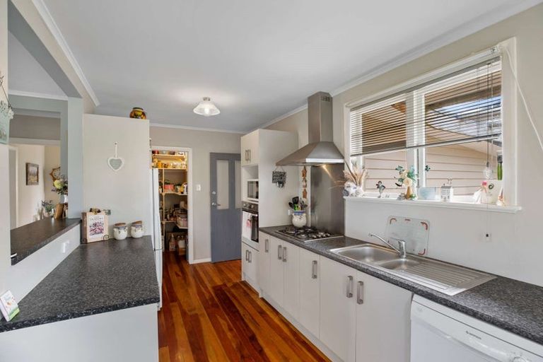 Photo of property in 306 Oneriri Road, Kaiwaka, 0573