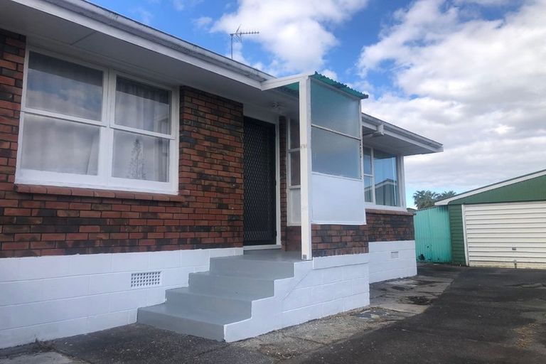 Photo of property in 69b Cardiff Road, Pakuranga, Auckland, 2010