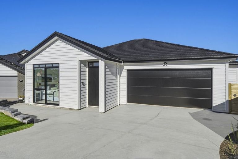Photo of property in 8 Thomason Crescent, Pokeno, 2402