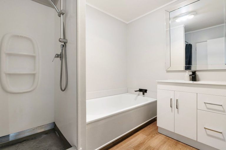 Photo of property in 48a Livingstone Avenue, Nawton, Hamilton, 3200