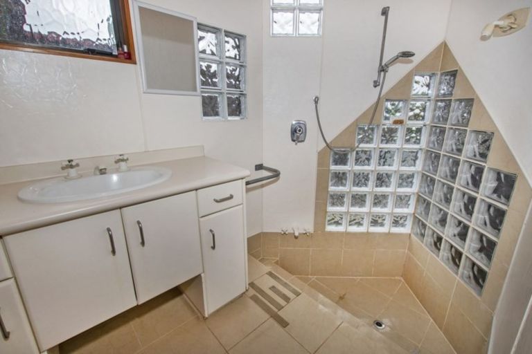 Photo of property in 12 Konini Street, Parahaki, Whangarei, 0112