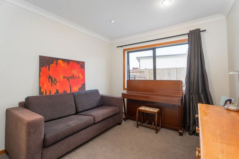 Photo of property in 70 Cholmondeley Crescent, Whitianga, 3510